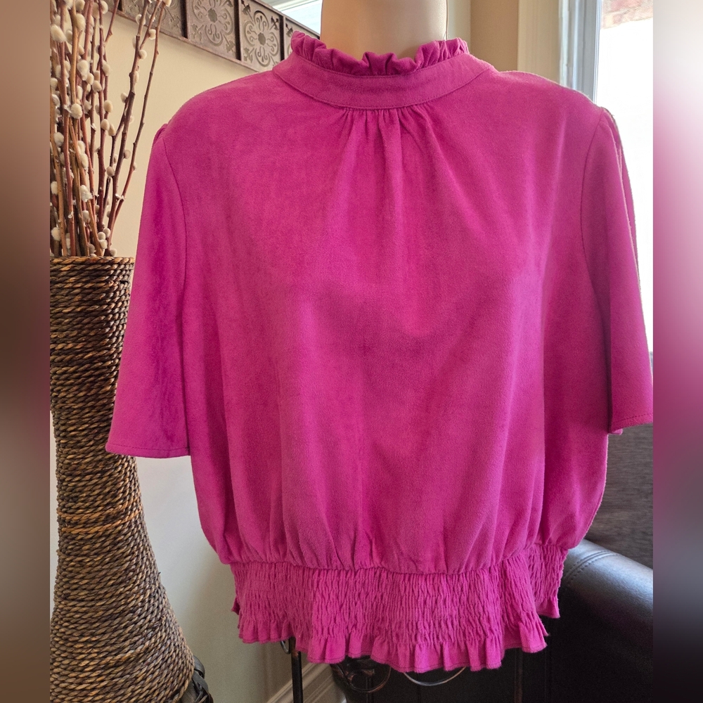VOY Fuchsia Suade-Like Top